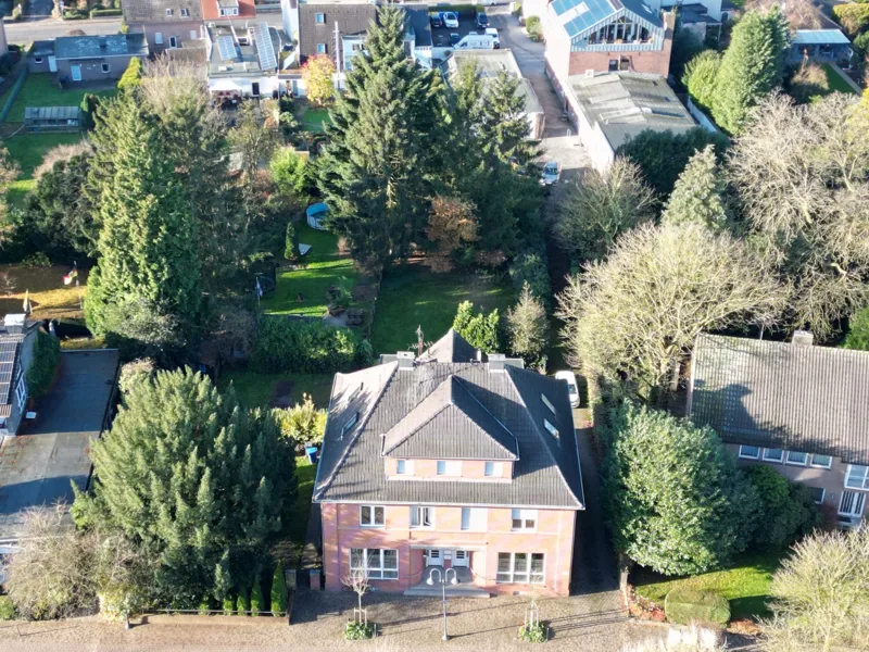 Friedensstraße, Nettetal – Mehrfamilienhaus mit Eigentumswohnungen neben dem Bestandsgebäude